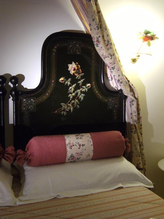 Elizabeth B&B Cagliari Rum bild